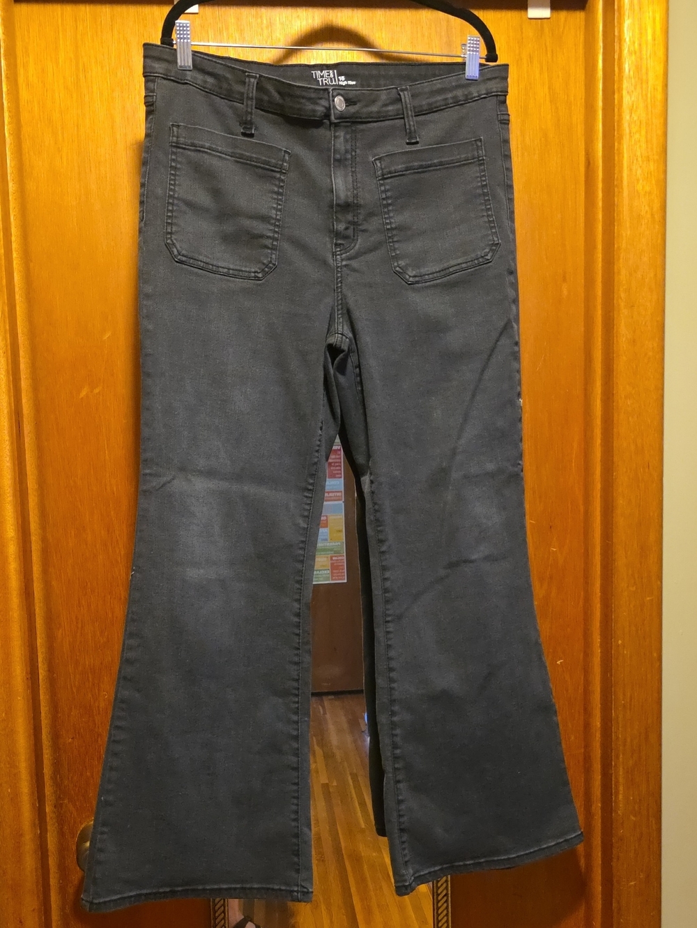 Time and Tru sz 16 Black, Flared, Front-Pocket Jeans-Like New